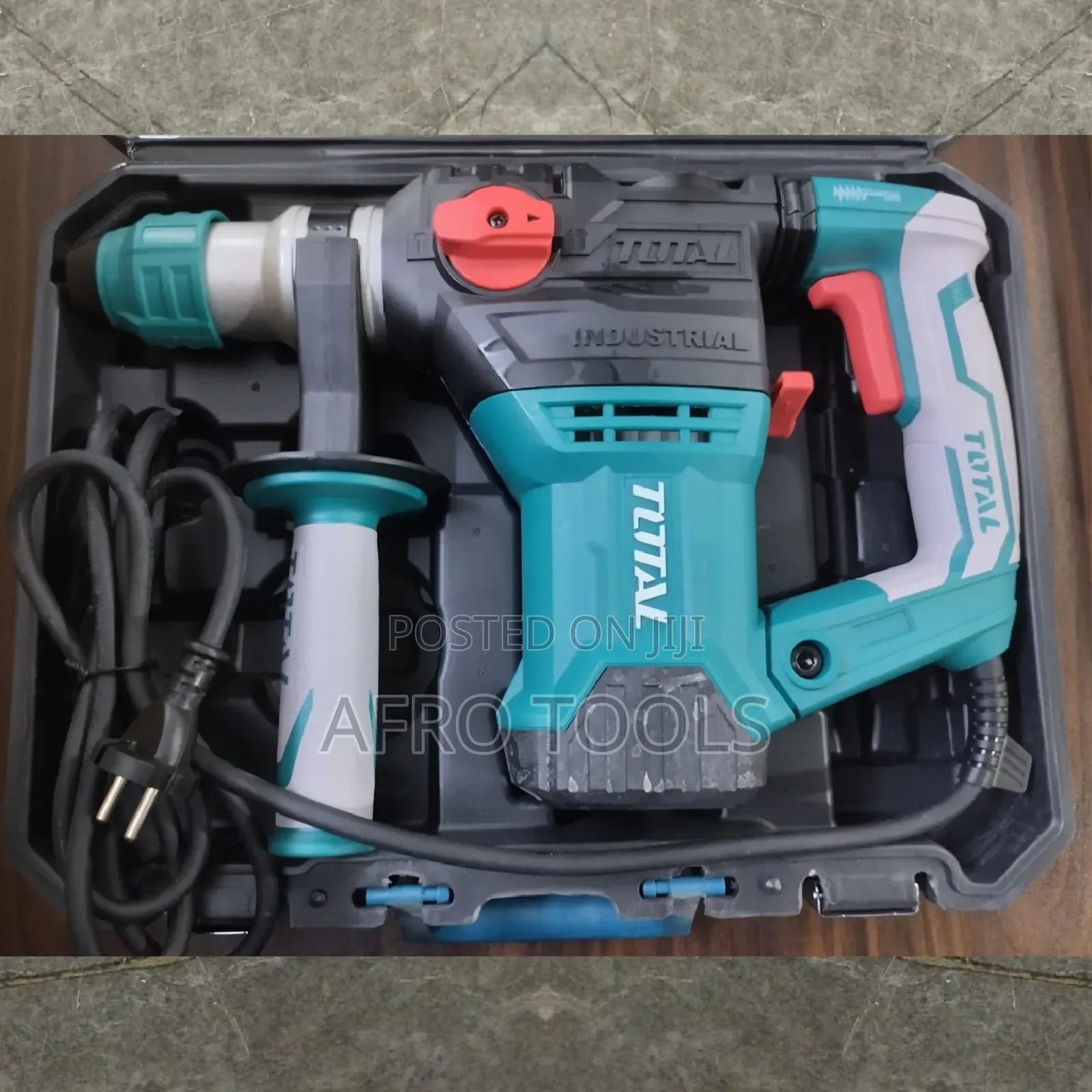 TOTAL 1500W Rotary Hammer Drill Machine ቶታል የኮንክሪት መበሻና መስበሪያ ድሪል ማሽን