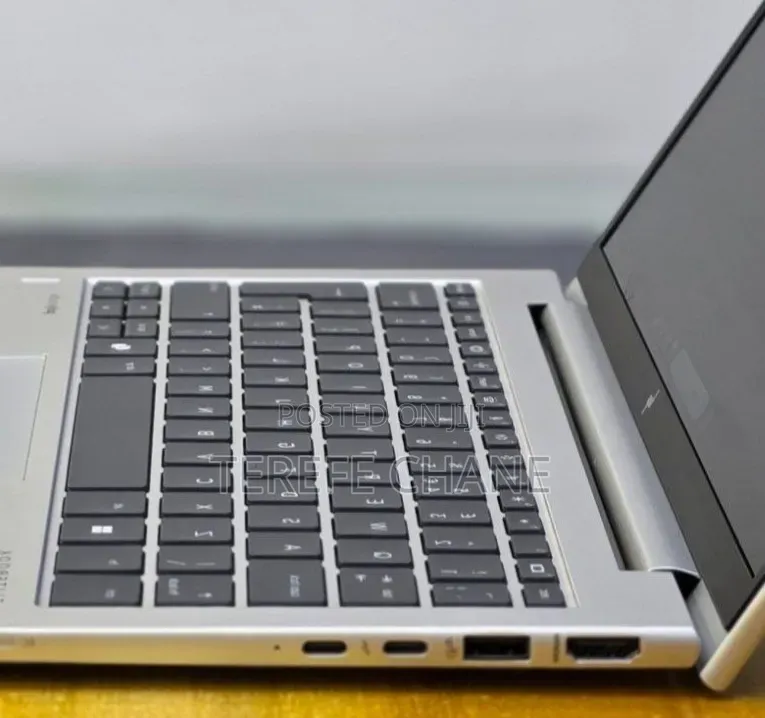 New Laptop HP Elitebook 830 G11 16GB Intel Core Ultra 7 SSD 512GB
