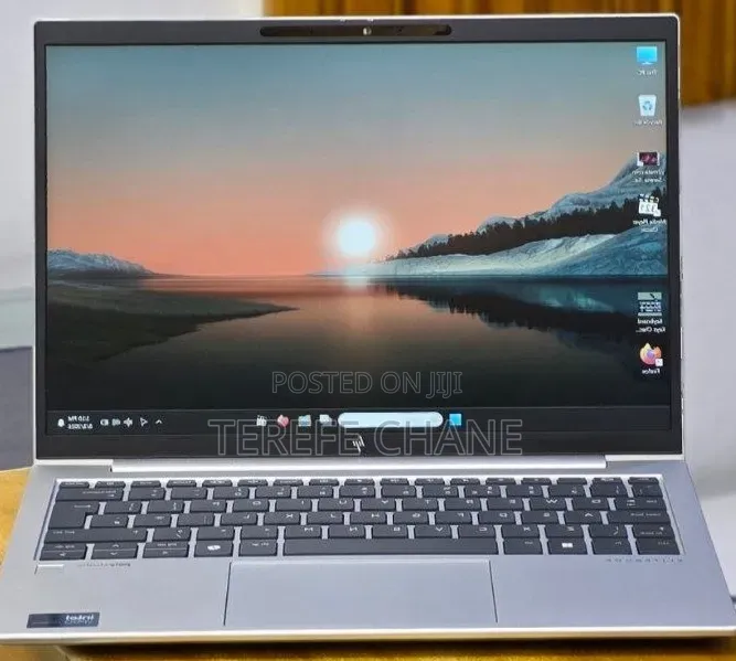 New Laptop HP Elitebook 830 G11 16GB Intel Core Ultra 7 SSD 512GB