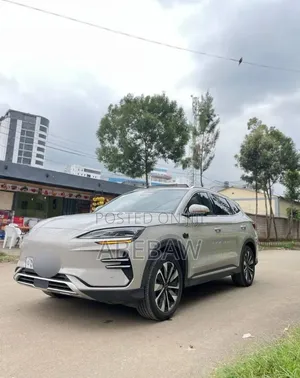 BYD Song Plus 2025 Silver