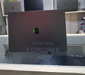 New Laptop Apple MacBook 48GB SSD 2T