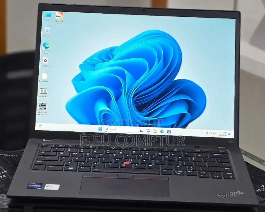 New Laptop Lenovo ThinkPad T14s G4 16GB Intel Core i7 SSD 512GB