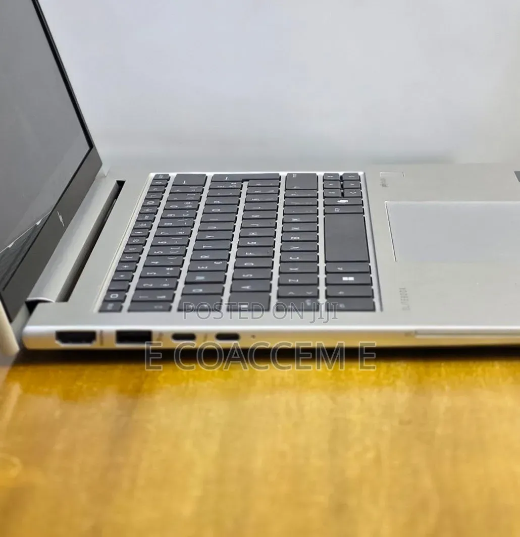New Laptop HP 16GB Intel Core Ultra 7 SSD 512GB