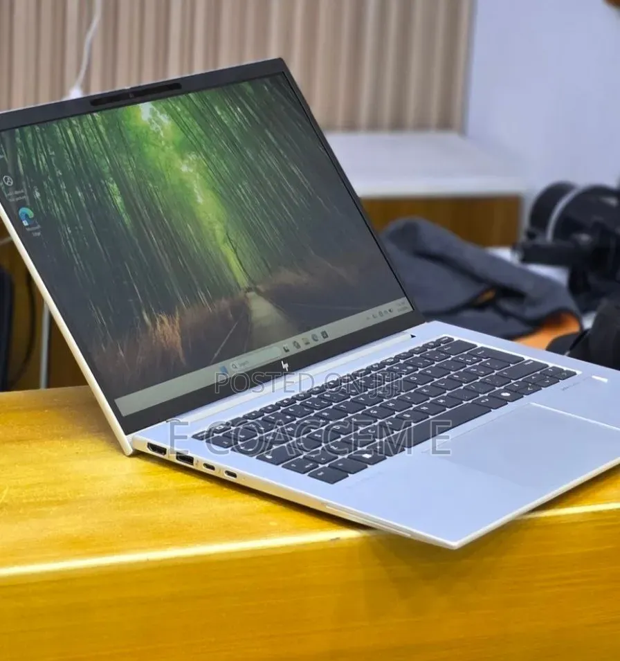 New Laptop HP 16GB Intel Core Ultra 7 SSD 512GB