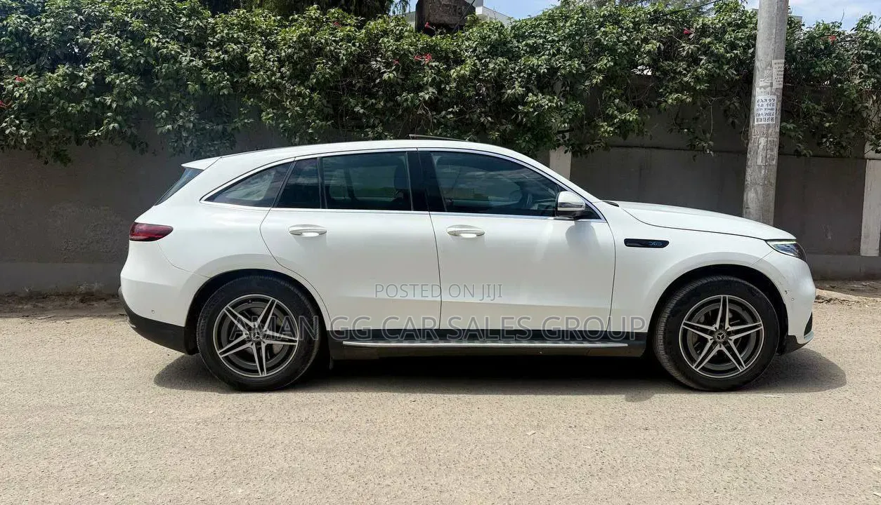 Mercedes-Benz EQC EQC400 4MATIC 2023 White