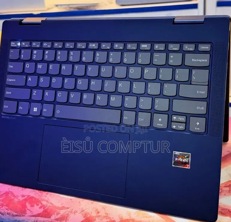 New Laptop Lenovo Yoga 7i 16GB Intel Core i7 SSD 512GB
