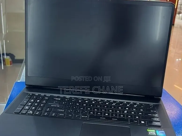 New Laptop MSI GL75 Leopard 16GB Intel Core i7 SSD 1T