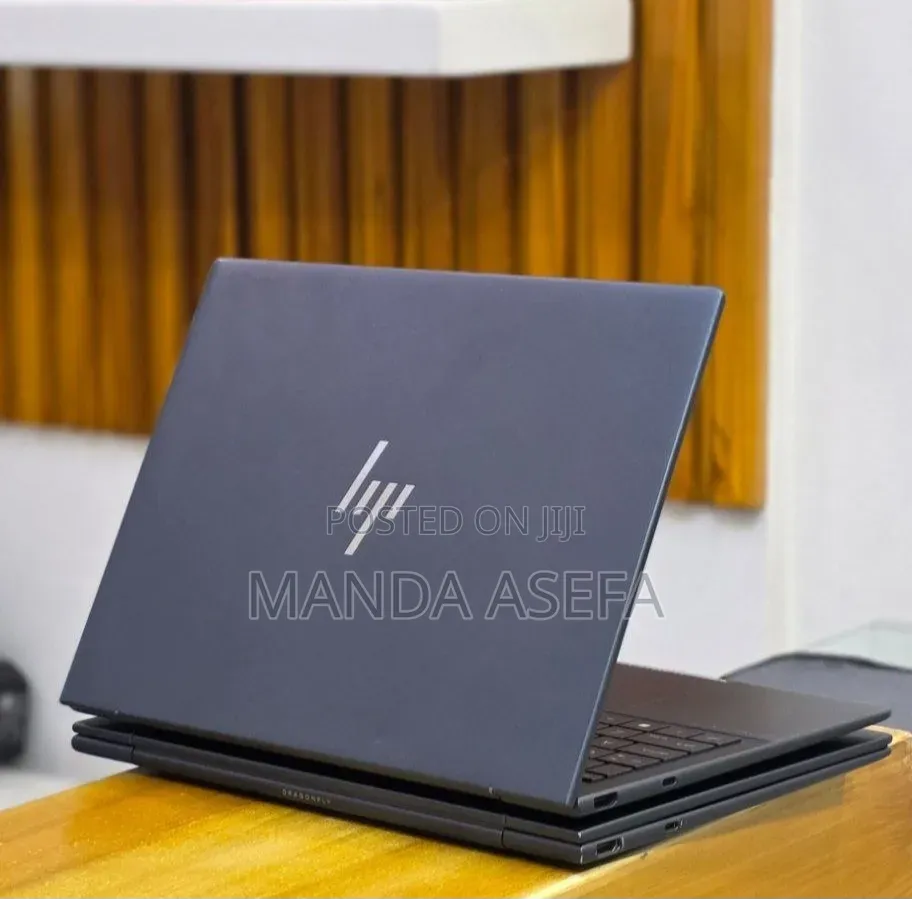 New Laptop HP Dragonfly G3 16GB Intel Core i7 SSD 512GB