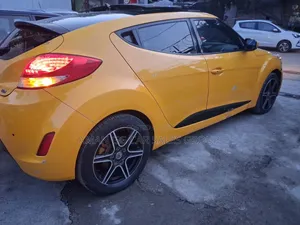 Hyundai Veloster 2013 Yellow