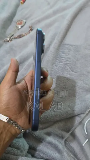 New Apple iPhone 17 Pro Max 256 GB Blue