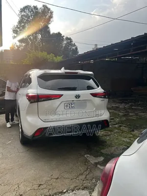 Toyota Highlander 2023 White