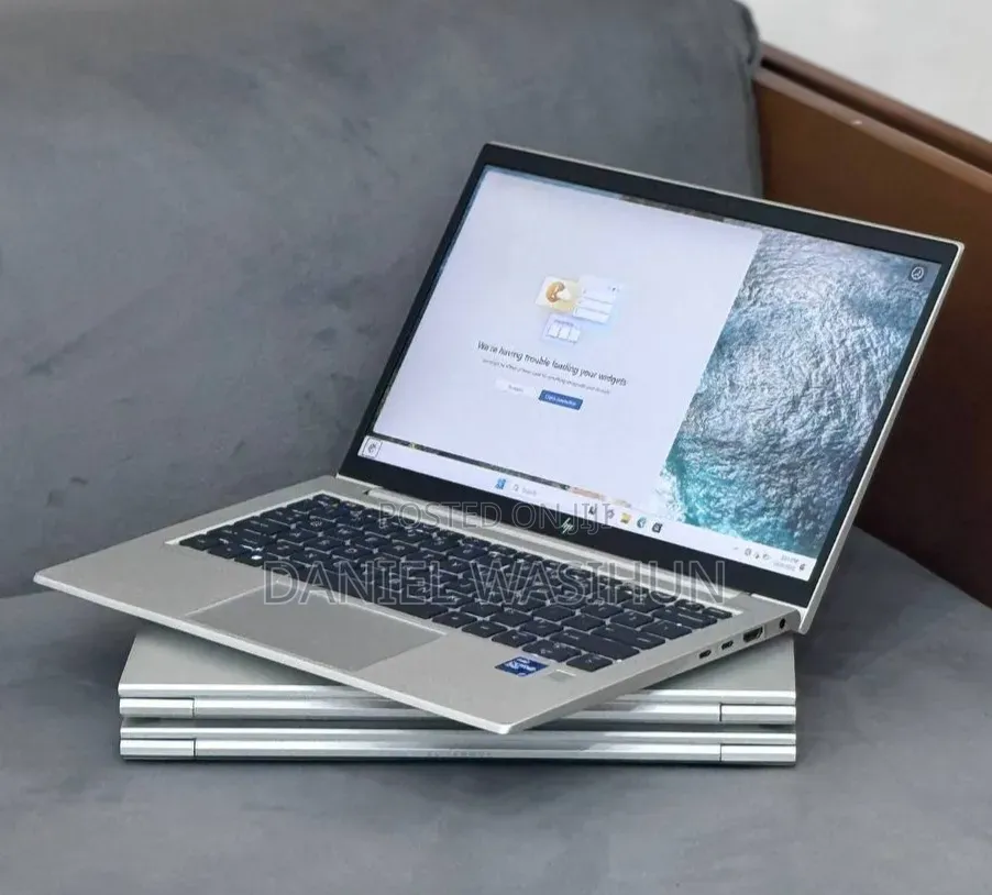 New Laptop HP EliteBook 830 G8 16GB Intel Core i7 SSD 512GB