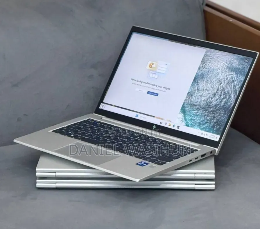 New Laptop HP EliteBook 830 G8 16GB Intel Core i7 SSD 512GB