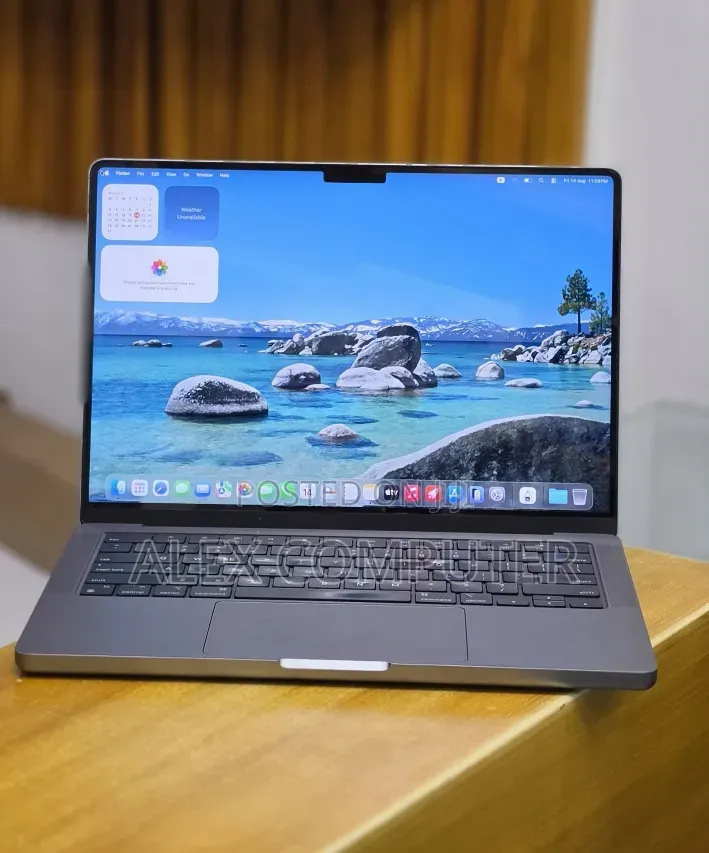 New Laptop Apple MacBook Pro 2021 M1 32GB Apple M1 Pro SSD 512GB
