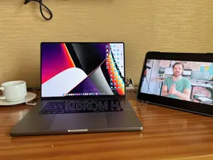 Apple iPad Pro 11 (2022) 2 TB Silver