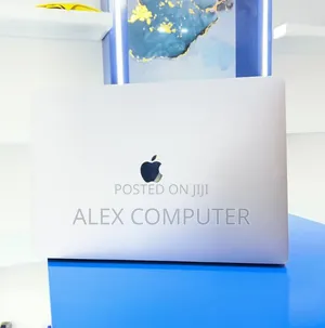 New Laptop Apple MacBook Pro 2019 32GB Intel Core i9 SSD 1T