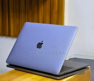 New Laptop Apple MacBook Pro 2019 16GB Intel Core i7 SSD 512GB