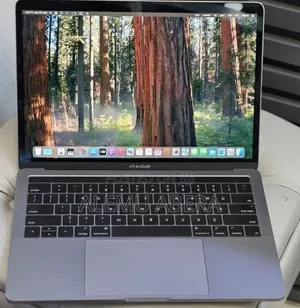 New Laptop Apple MacBook Pro 2019 16GB Intel Core i7 SSD 512GB