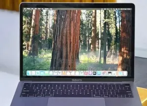 New Laptop Apple MacBook Pro 2019 16GB Intel Core i5 SSD 512GB