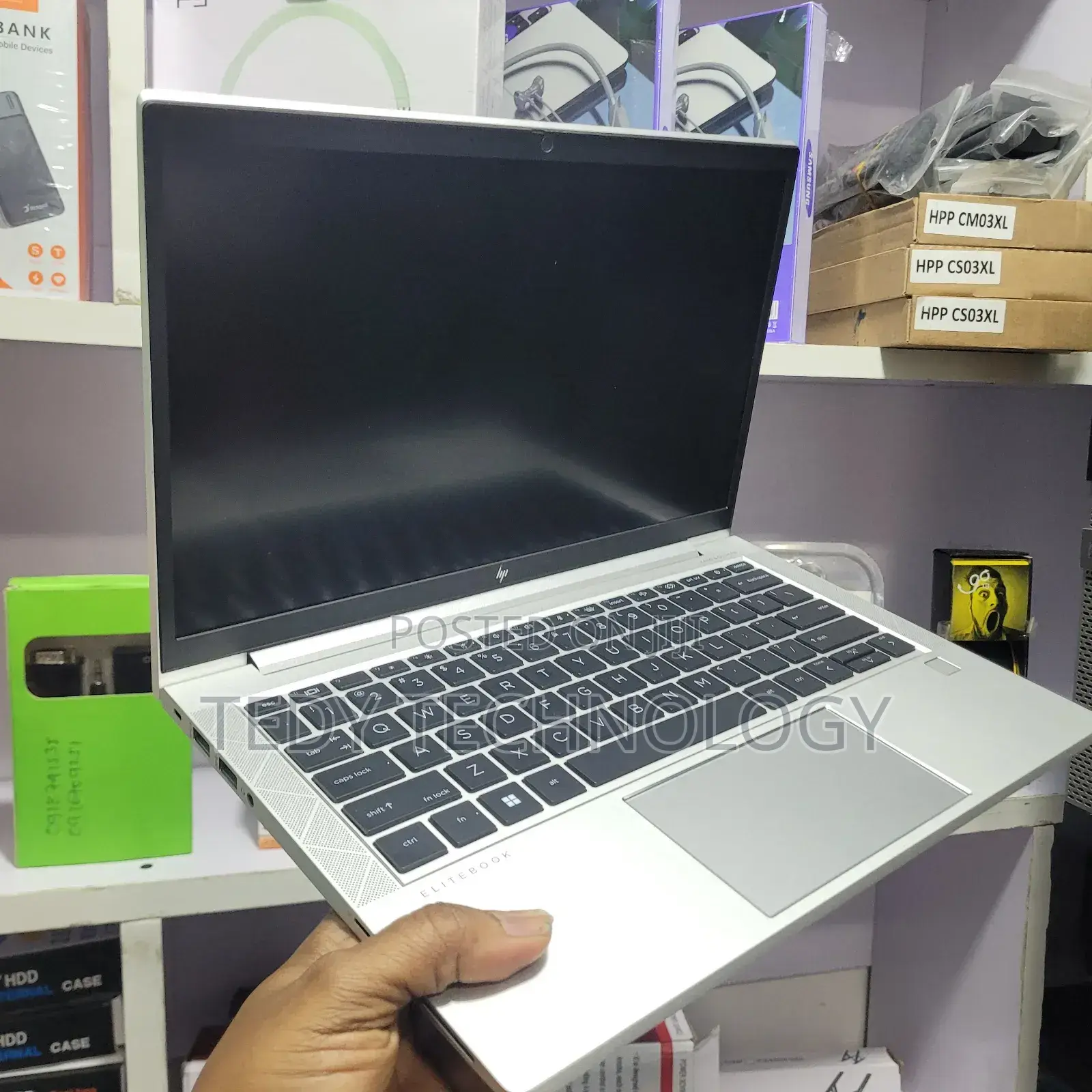 New Laptop HP EliteBook 830 8GB Intel Core i5 SSD 512GB