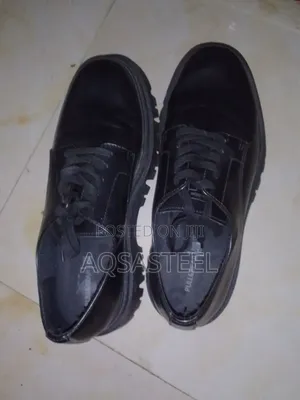 Pull and Bear Shoe