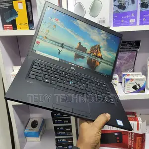 New Laptop Dell Latitude 5310 8GB Intel Core i7 SSD 256GB