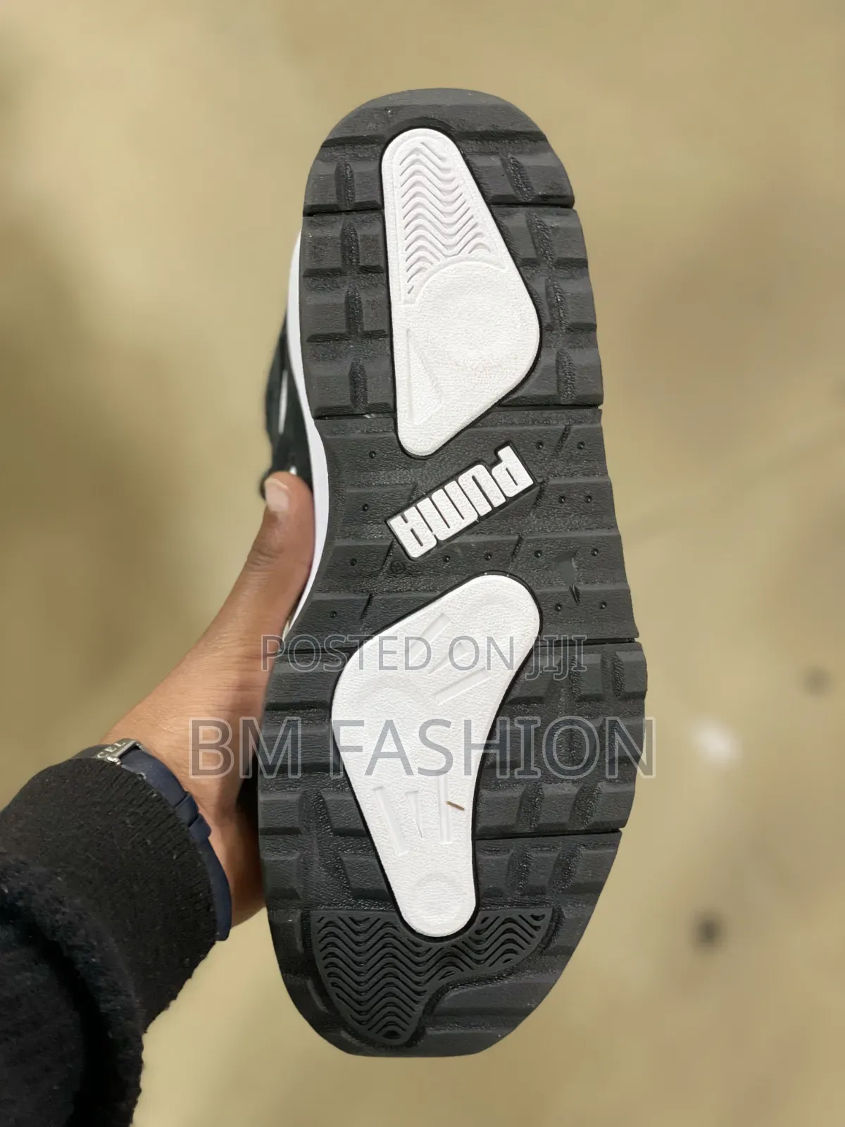 New Arrival Black and White Puma Slipstream Mid-Top Sneaker