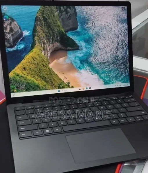 New Laptop Microsoft Surface Laptop 5 16GB Intel Core i7 SSD 256GB