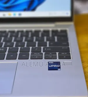 New Laptop HP EliteBook 840 G10 16GB Intel Core i7 SSD 512GB