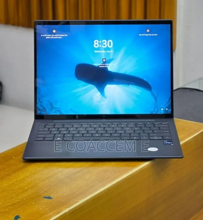 New Laptop HP Dragonfly G3 16GB Intel Core i7 SSD 512GB