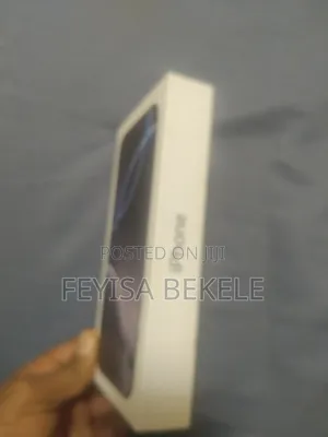 New Apple iPhone 16 Pro Max 256 GB Black