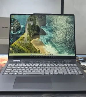 New Lenovo ThinkPad X1 Yoga Gen 8 16GB Intel Core Ultra 5 SSD 512GB