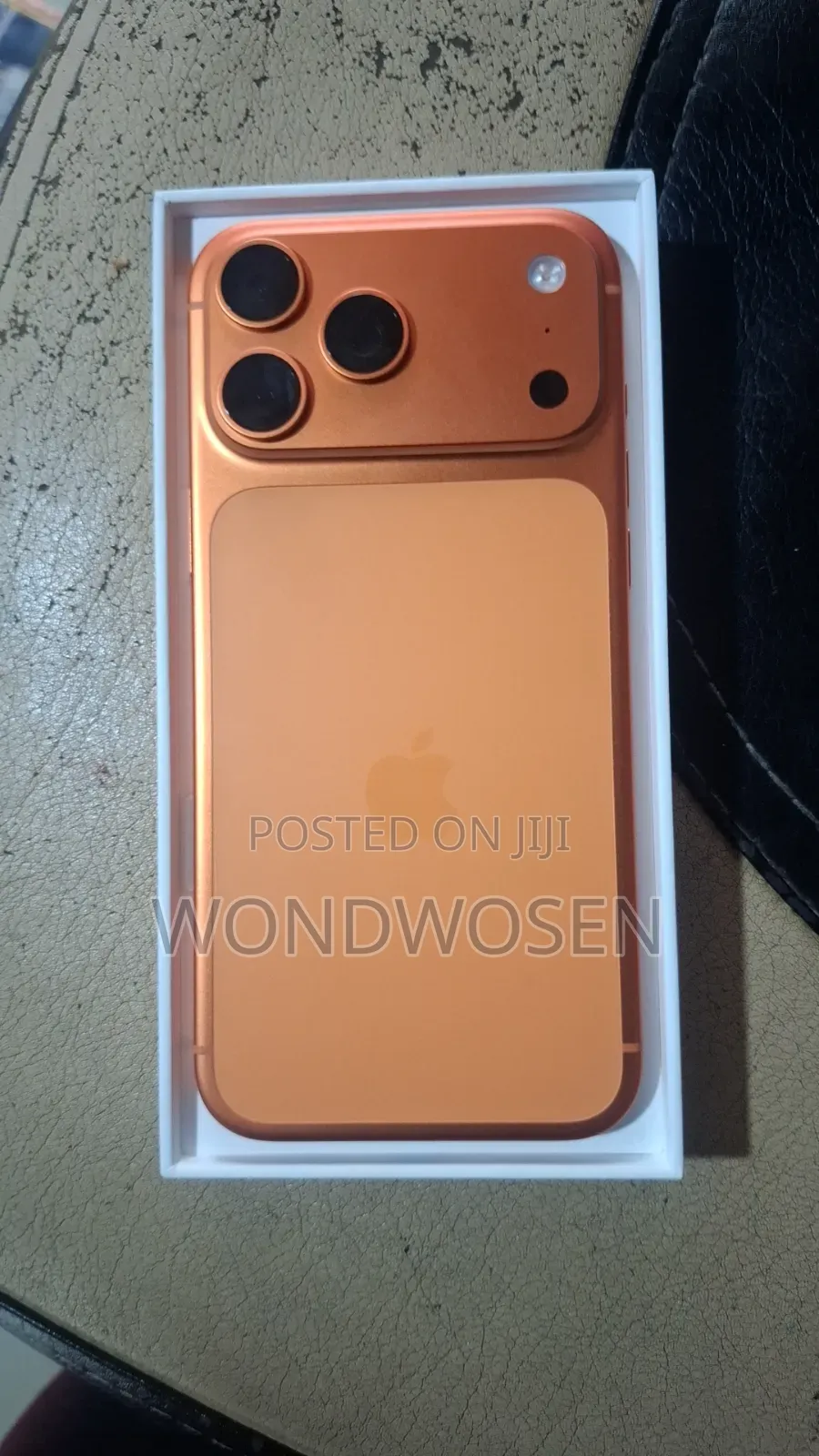 New Apple iPhone 17 Pro Max 256 GB Orange