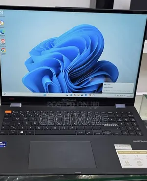 New Laptop Asus VivoBook 15 X505BA 16GB Intel Core i9 SSD 1T