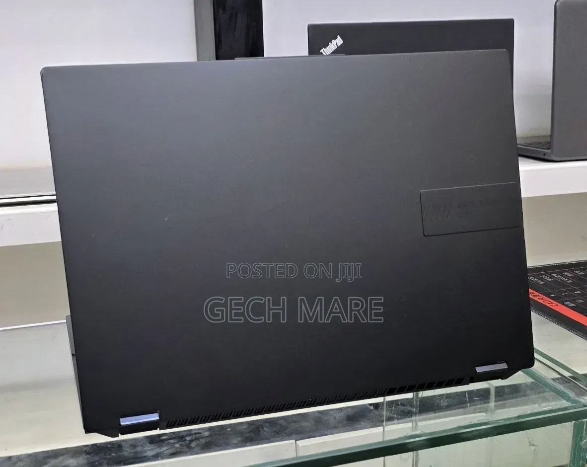 New Laptop Asus VivoBook 15 X505BA 16GB Intel Core i9 SSD 1T