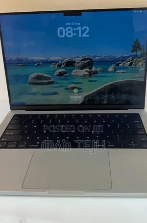 New Laptop Apple MacBook Pro 2021 M1 8GB Apple M1 SSD 256GB