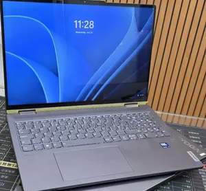New Laptop Lenovo Yoga 7i 16GB Intel Core Ultra 7 SSD 512GB