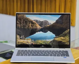 New Laptop HP EliteBook 830 G8 16GB Intel Core i5 SSD 512GB