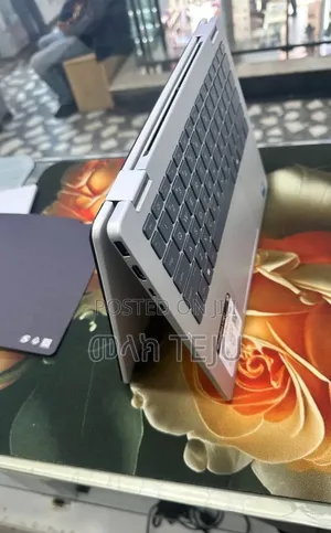 New Laptop HP OmniBook 5 Flip 16GB Intel Core i7 SSD 512GB