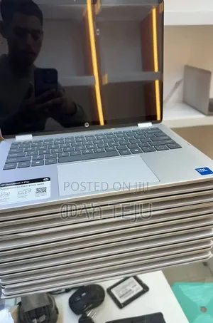 New Laptop HP OmniBook 5 Flip 16GB Intel Core i7 SSD 512GB