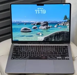 New Laptop Apple MacBook Air 2022 M2 8GB Apple M2 SSD 256GB