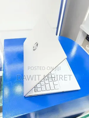 New Laptop HP Pavilion 11 16GB Intel Core i5 SSD 512GB