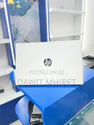 New Laptop HP Pavilion 17 16GB Intel Core i7 SSD 1T