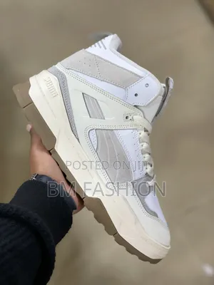 Beige Puma Slipstream Xtreme High Sneakers With a Rugged Rubber Sole