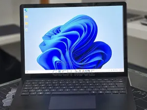 New Laptop Microsoft Surface Pro 7 16GB Intel Core i7 SSD 512GB