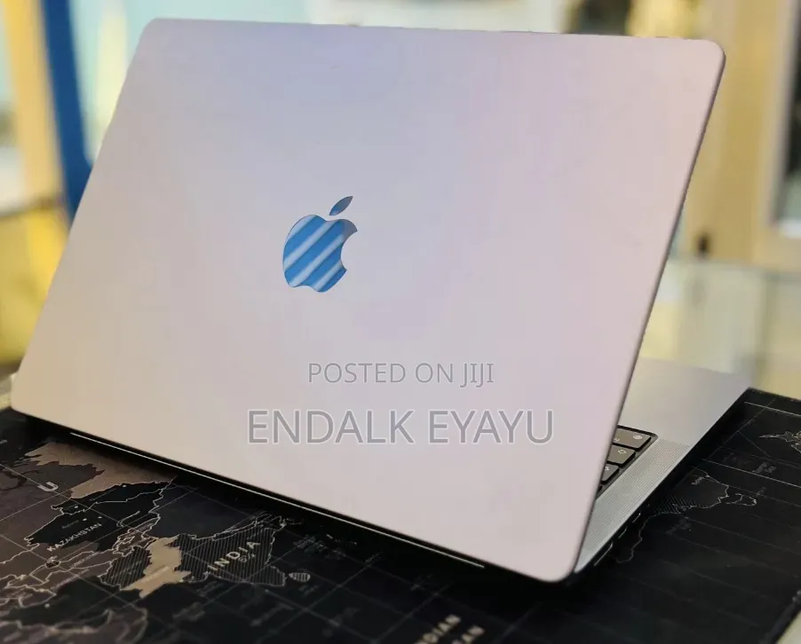 New Laptop Apple MacBook Pro 2021 M1 16GB Apple M1 Pro SSD 512GB