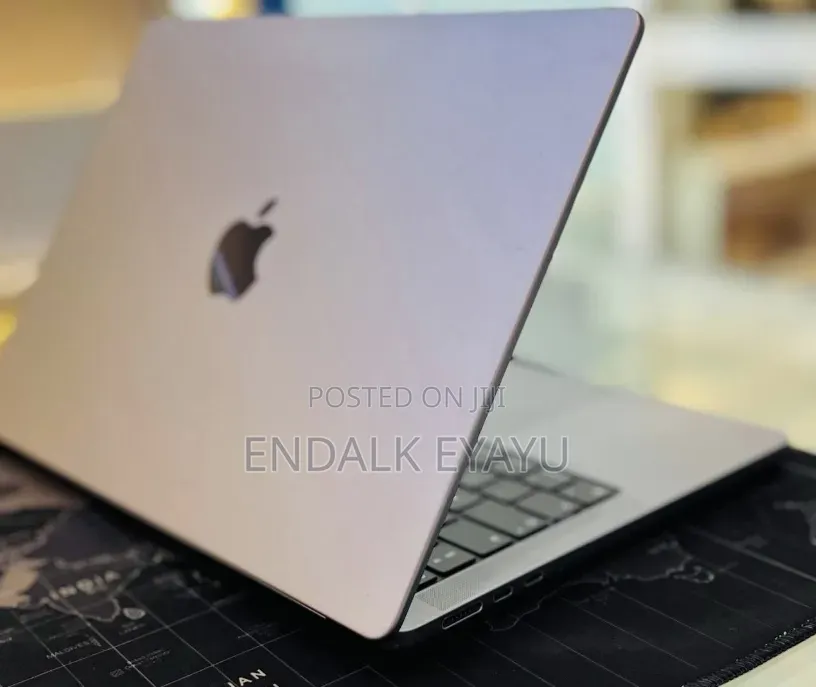 New Laptop Apple MacBook Pro 2021 M1 16GB Apple M1 Pro SSD 512GB