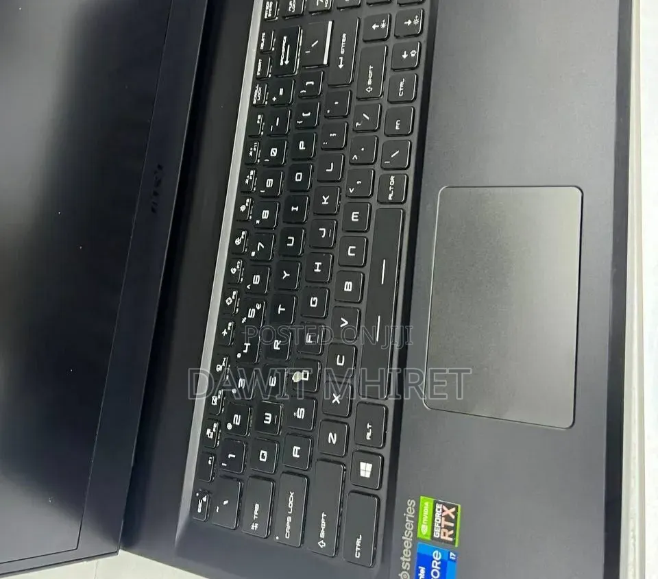 New Laptop MSI GP75 Leopard 16GB Intel Core i7 SSD 1T