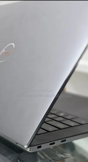 New Laptop Dell Precision 5550 16GB Intel Core i7 SSD 512GB