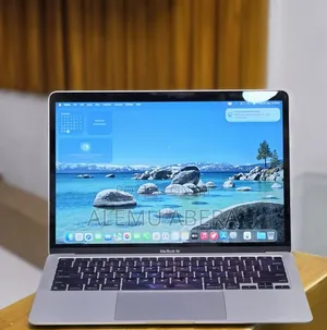 New Laptop Apple MacBook Pro 2020 M1 8GB Apple M1 SSD 256GB